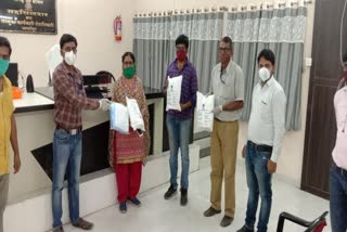 distribution-of-ppe-kits-to-hospital-staff-in-nanded