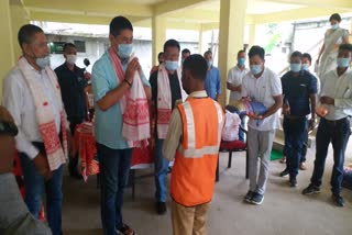 mp, mla felicitate clean worker at dhemaji