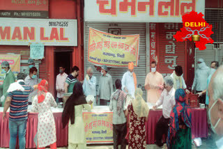 Sati Bhai Sai Das Seva Dal distributing food to needy people in Najafgarh corona virus delhi lockdown