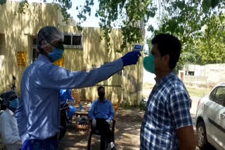 Health check up of government employees in Fatehabad