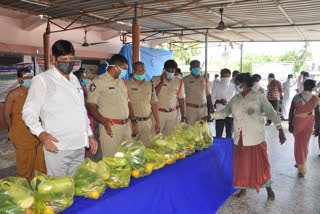 homegourd distribution vegetable to poor people in mopidevi in krishna district