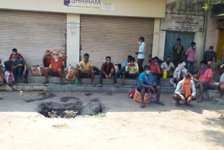 Workers being transported in freight vehicles in korba