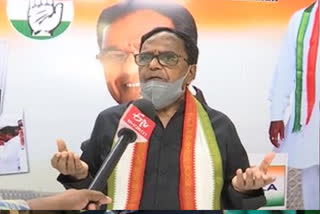 congress leader ponnala laxmaiah comments on goverment