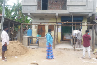 Liberation of teachers from guard at liquor stores