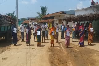 labour-face-problems-in-maoist-affected-nagpada-gram-panchayat-of-nuapada