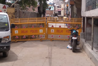 Delhi Police has sealed Gali no. 17 of Sangam Vihar as a hotspot