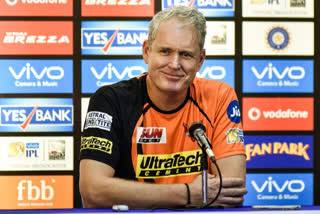 tom moody