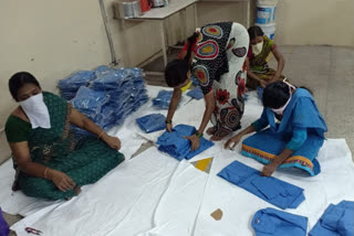 Mask making by women in Bellary