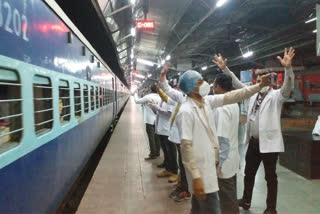 Train for students from Kota, कोटा से छात्रों की ट्रेन रवाना, कोटा में फंसे छात्र