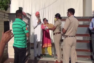 old man birthday celebration by kurukshetra police