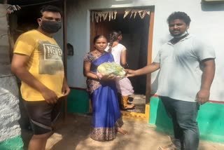 vegetables distributed in narayankhed town sangareddy district