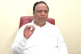 sion hospital issue  BJP leader ashish shelar  भाजप नेते आशिष शेलार  महाविकास आघाडी सरकार  सायन रुग्णालय प्रकार  मृतदेहांच्या बाजूला उपचार सायन रुग्णालय  आमदार नितेश राणे