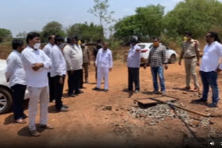 mla manikrao inspected road works in jaheerabad