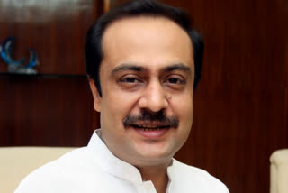 MP Vivek Thakur