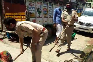 Police lathi charge in Panipat