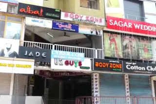 Muslim merchants decided not to open cloth store in Mangalore