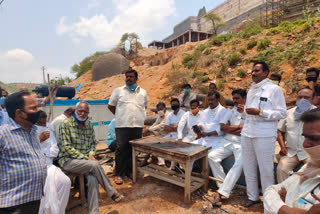 yadagirigutta victims of road widening are conducted meeting