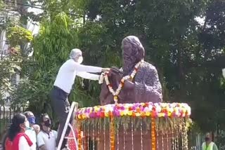 Siliguri mayor celebrates Rabindra Jayanti