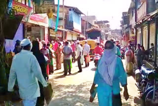 people crowd amid lock down