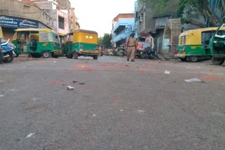 stones-pelted-on-police-at-shahpur-area-of-ahmedabad