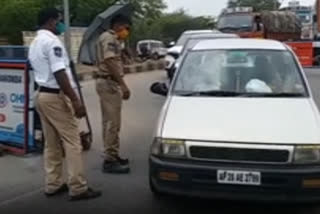 police checking in Hyderabad out Scots