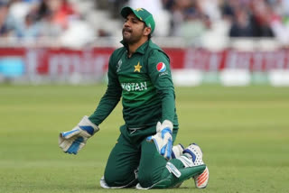 Sarfaraz Ahmed set to be demoted in PCB's new central contracts list