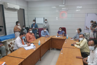 દિલ્હી એઇમ્સની ટીમે અમદાવાદ સિવિલ હોસ્પિટલની લીધી મુલાકાત