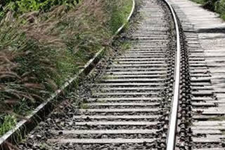 rail accident Urali-Loni route മുംബൈ പൂനെ ജംഗ്ഷന് യുറാലി, ലോണി റെയിൽ‌വേ ലൈനുകൾ ലോക്കോ പൈലറ്റ്