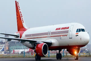 Air India pilots test positive for COVID-19  COVID-19  Air India pilots test COVID-19  cargo flights to China  Air India  ന്യൂഡൽഹി  എയർ ഇന്ത്യ  എയർ ഇന്ത്യയിലെ അഞ്ച് പൈലറ്റുമാർക്ക് കൊവിഡ് സ്ഥിരീകരിച്ചു  കാർഗോ വിമാനം  മുംബൈ  കൊവിഡ്  കൊറോണ