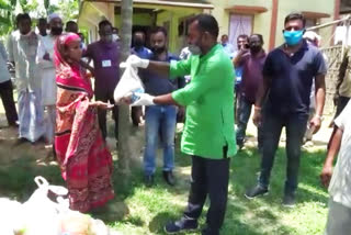 MP Pradyut Bordoloi get relief to needy people at Hojai