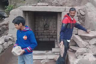 Father-son duo revive 30-year-old stepwell to tackle water crisis