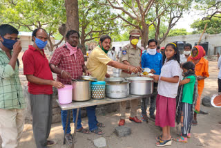 snaha foundation food distribution in yadadri bhuvanagiri district