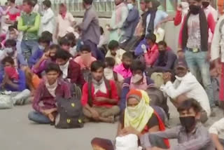 Lockdown: Migrant worker walking from Maha to MP gives birth