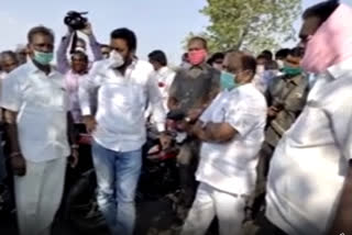 mla challa dharmareddy inspected devadhula river works