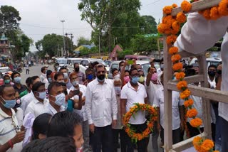 Eminent litterateur, dramatist and social worker Gokul Pathak passed away on Sunday evening