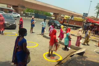 dabri police made yellow color circle at vegetable market