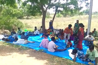 workers-stuck-on-the-mahadeswara-hill-road