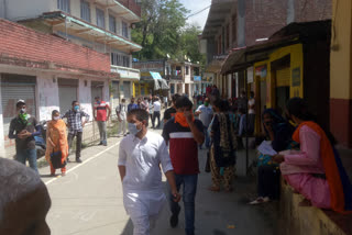 army canteen dharampur crowd