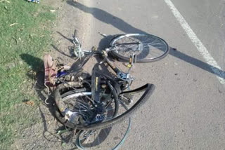 साइकिल से बिहार जा रहे मजदूर की सड़क हादसे में मौत.