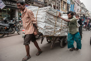 राज्यों के श्रम कानून निलंबित करने से कारोबारों को संकट से बाहर आने में मिलेगी मदद: आईएसएफ