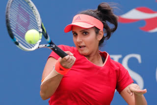 Sania wins fed Cup Heart Award, donates prize money to CM's Relief Fund