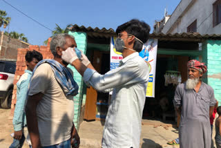 Darbhanga:NSUI is helping the needy