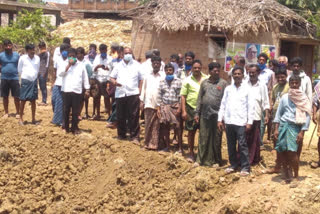 Farmers' agitation on irrigation of irrigation at gopalapatnam