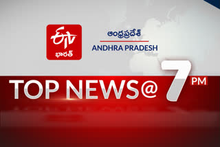 7pm  top news