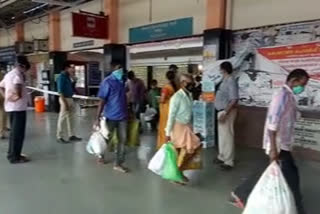 ALAPPUZHA  THIRD_TRAIN  ബീഹാറിലേക്ക്  ആലപ്പുഴ  മൂന്നാമത്തെ ട്രെയിന്‍  പുറപ്പെട്ടു