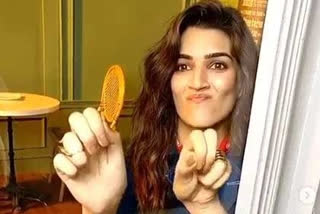 Watch Kriti Sanon's reaction to lockdown in quirky videos