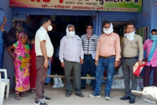 Raids on 18 shops in Takhatpur