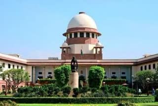 SC asks lawyers not to put on coat, long gowns during COVID-19 pandemic