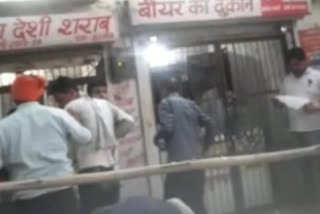 drunken attack on people in ghaziabad