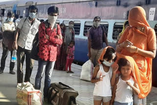 दक्षिण भारत से प्रवासी श्रमिक, जालोर पहुंची स्पेशल ट्रेन, Special train reached Jalore, migrant workers from South India